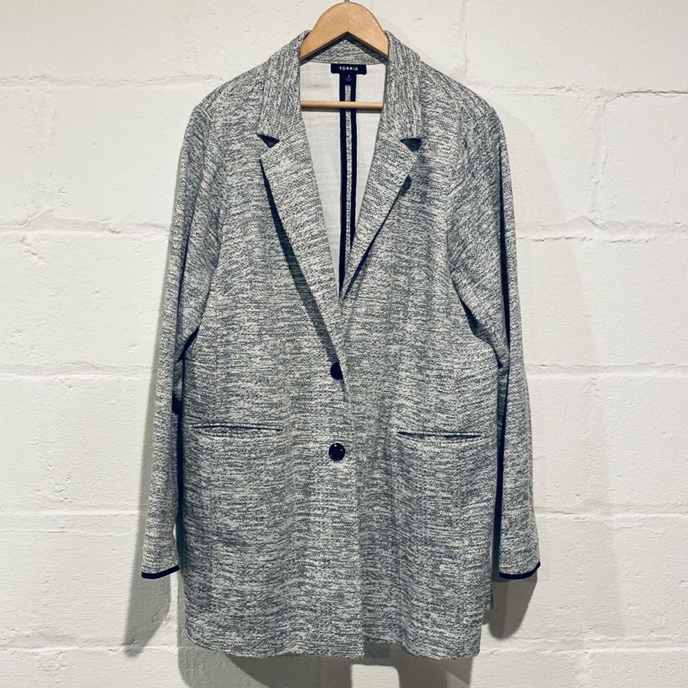 Torrid Plus Size Boyfriend Light Grey Blazer - 2/XXL